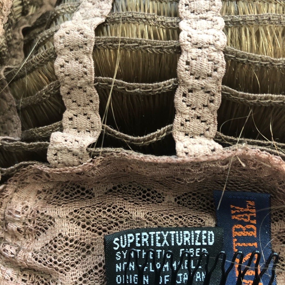 Wig - “Fall” - Picture 6 of 7